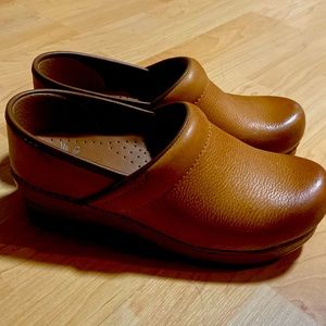 Dansko LIKE NEW